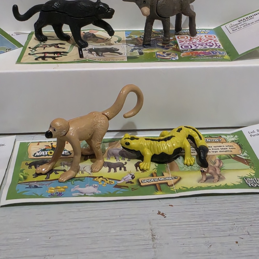 14 Pieces Animals Natoons 2023 Kinder Surprise Complete set VD286C -VT336 - Picture 9 of 10